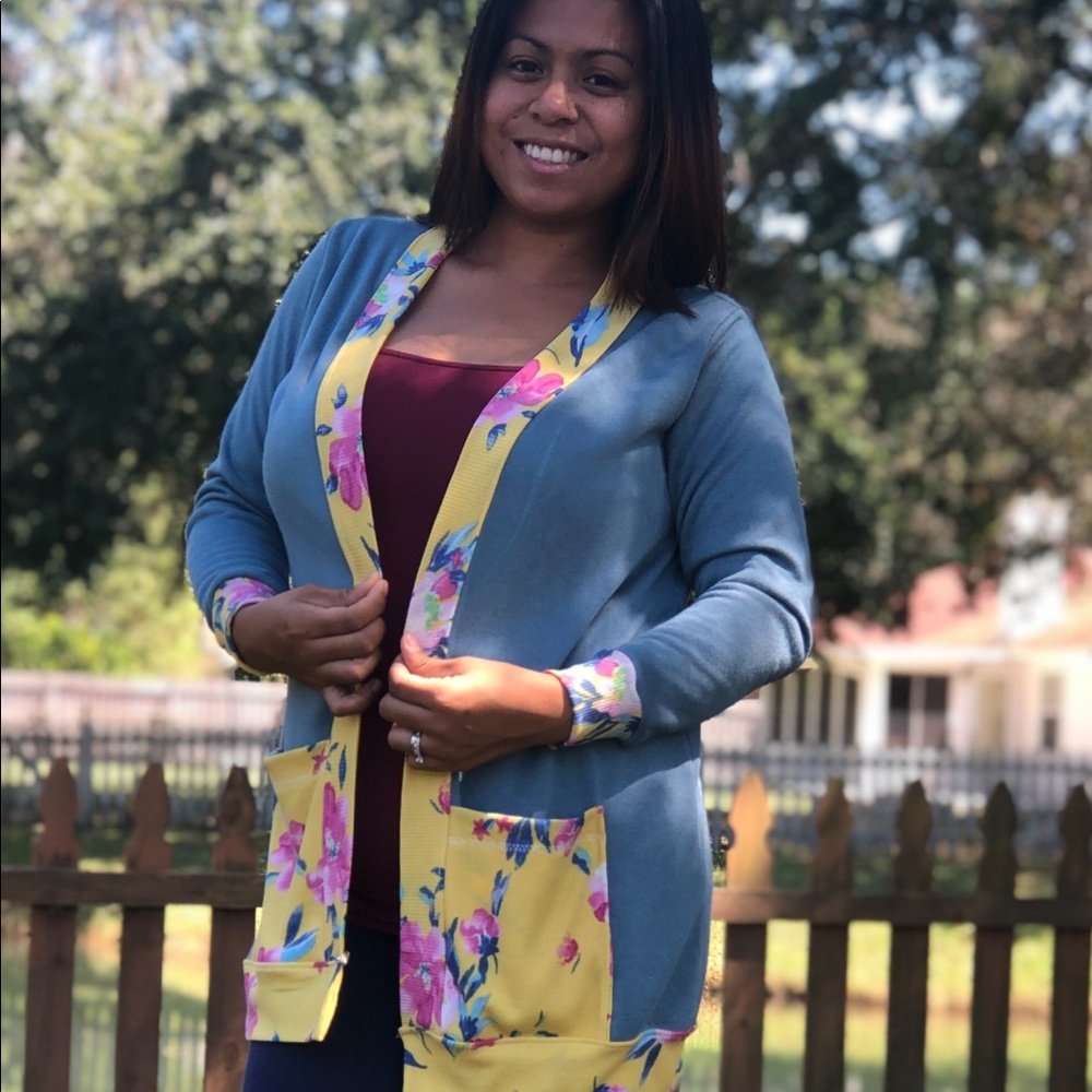 Cardigan - Picture 4 of 4
